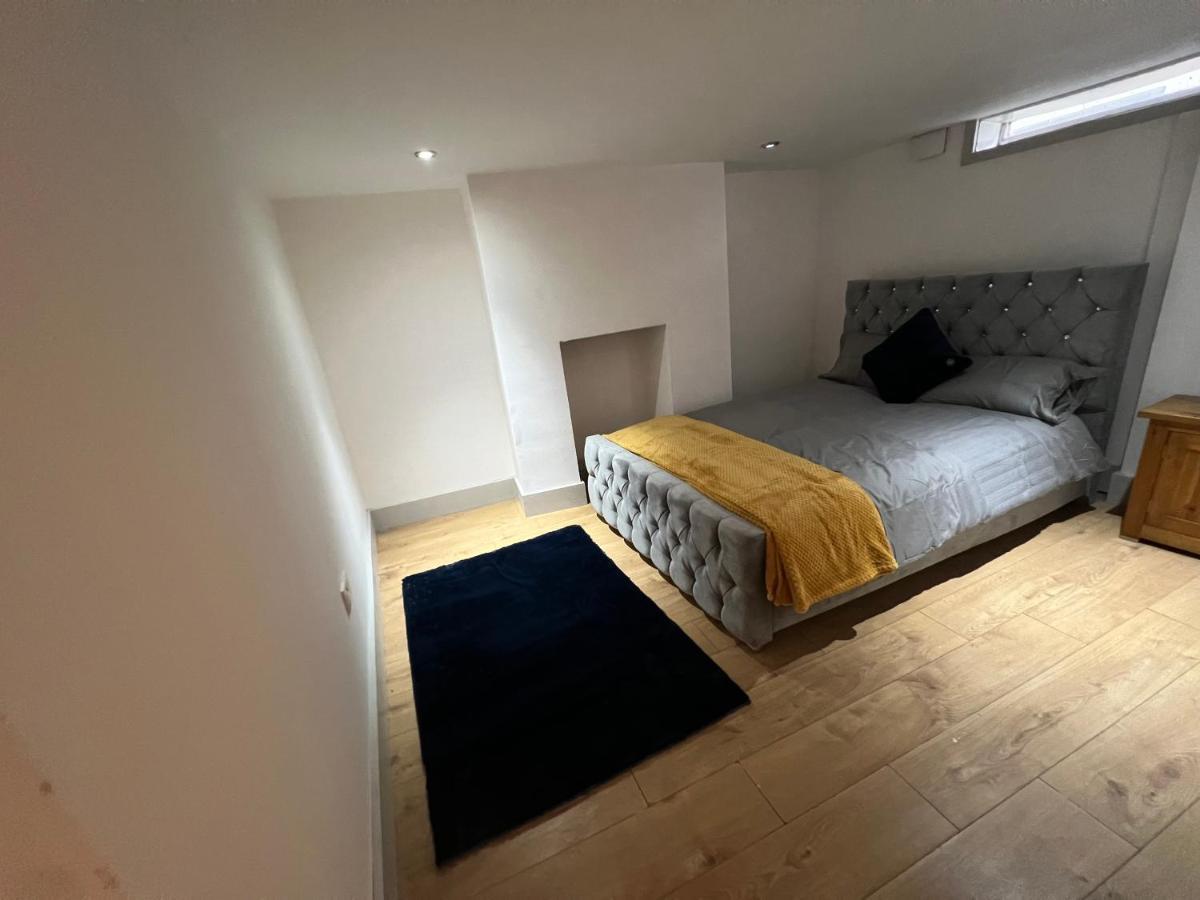 Ground Floor Two Bed Cairo Street Apartment Warrington  Exterior photo